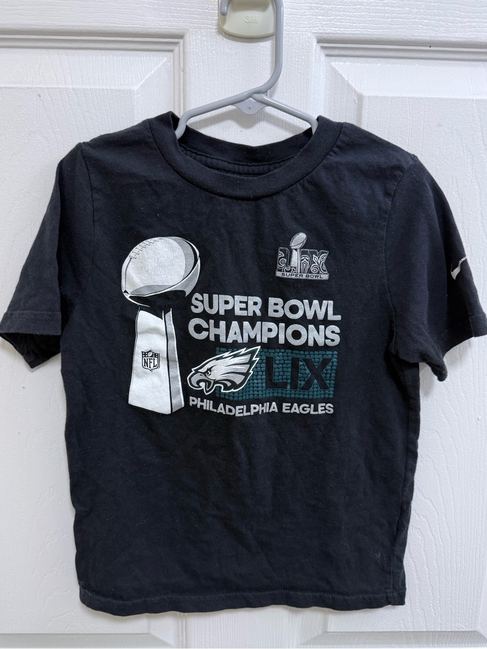 Philadelphia Eagles Super Bowl LIX Champions Trophy Collection T-Shirt, Size 5/6